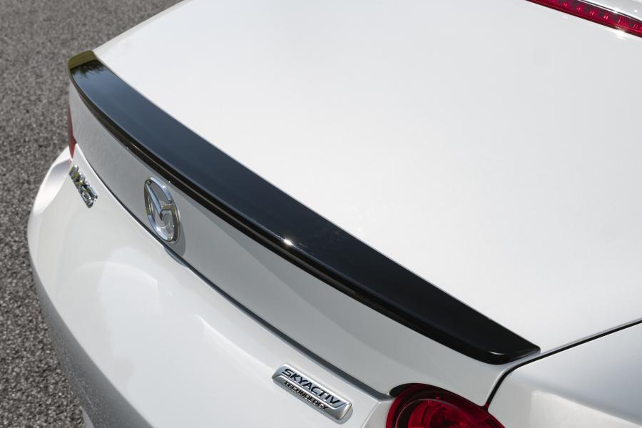 Детали экстерьера Mazda MX-5 Design Pack (ND) 2019 года  (UK) (фото 30 из 40)